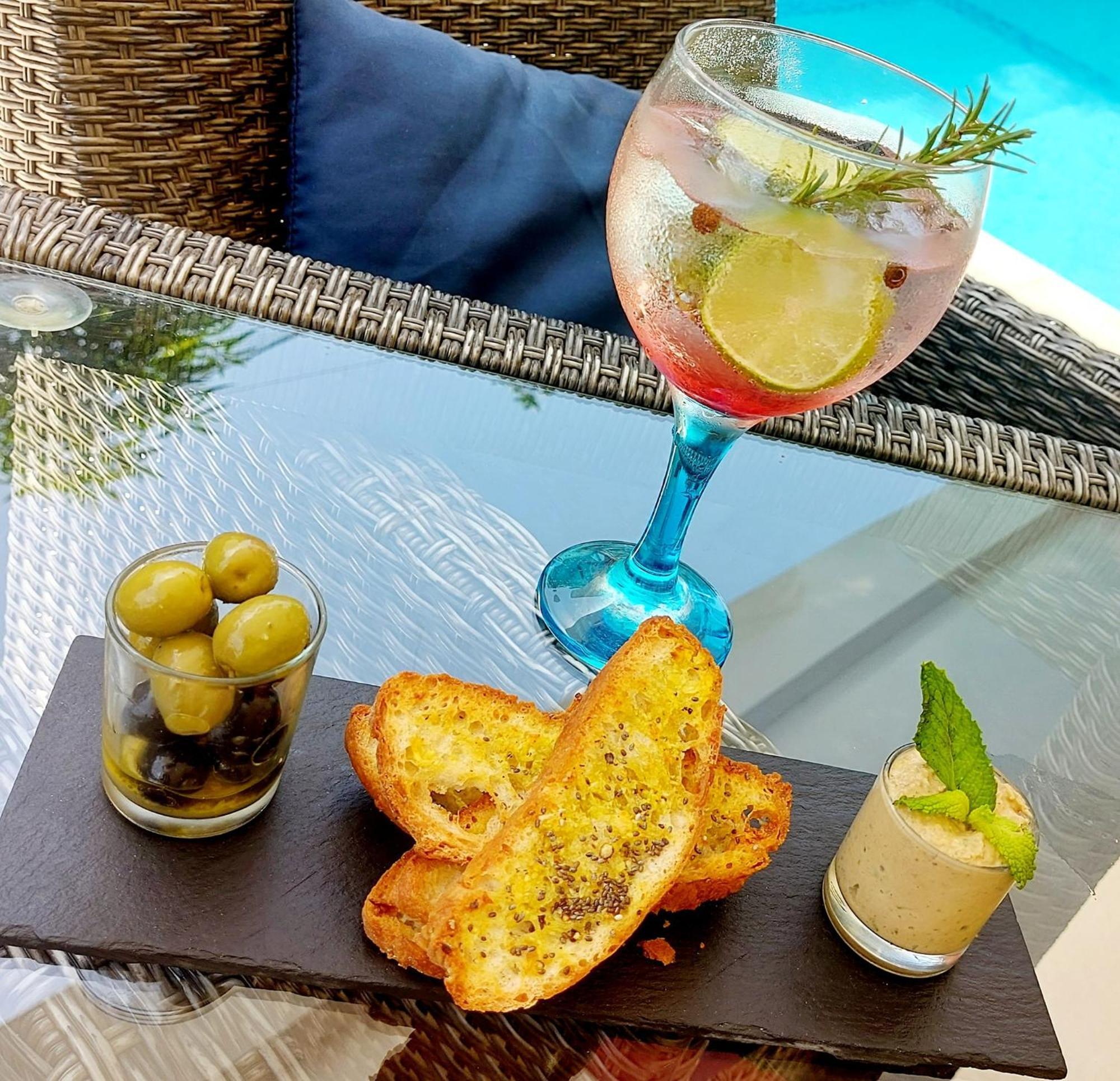 Blue Marlin Hotel Mindelo Eksteriør billede