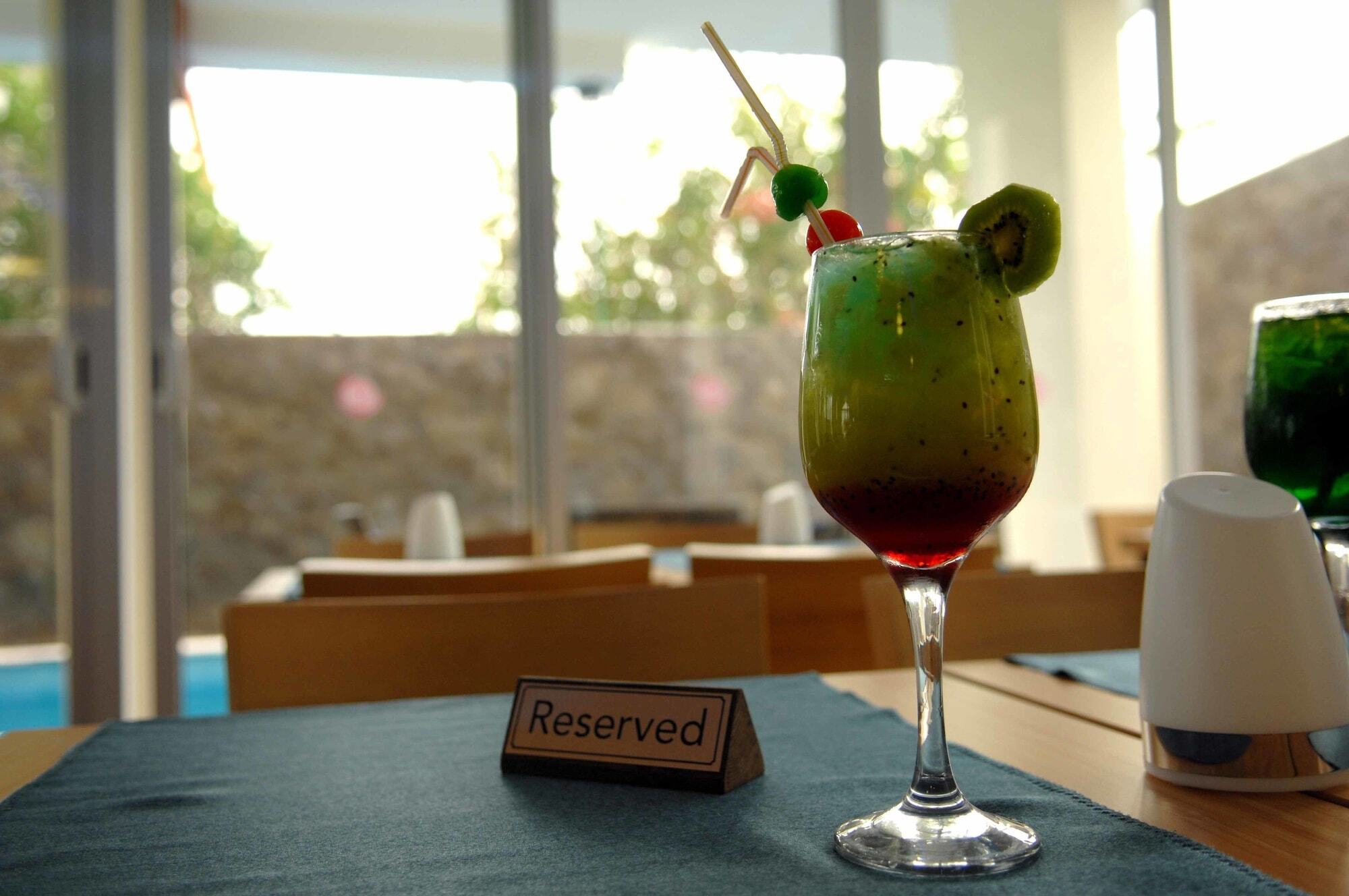 Blue Marlin Hotel Mindelo Eksteriør billede